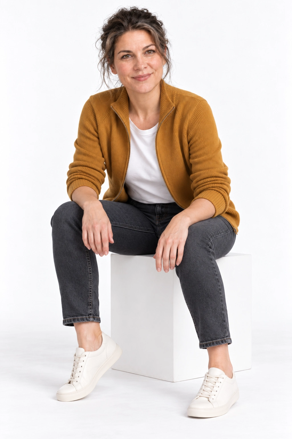 Lara · Atitude, modelo virtual da DELFI em estúdio com fundo branco